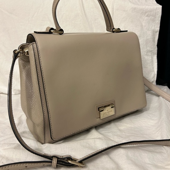 Kate Spade Laurel Magnolia Leather Purse Taupe Beige Classic - Picture 2 of 11